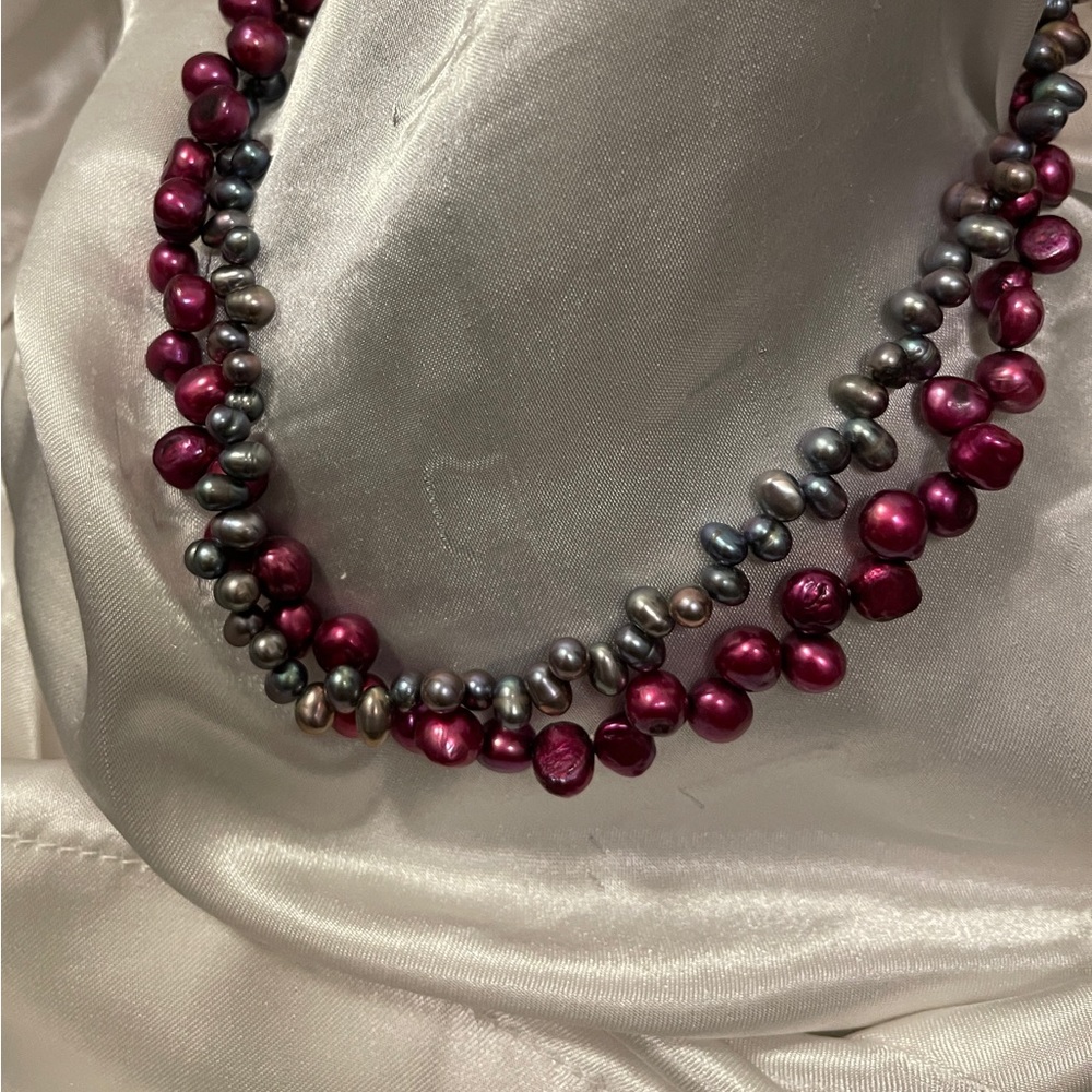 Women’s Plum and Grey Necklace NWOT